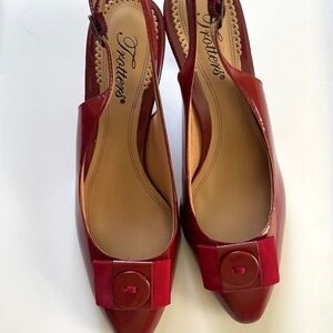 Trotters Women's Red Slingback Shoes